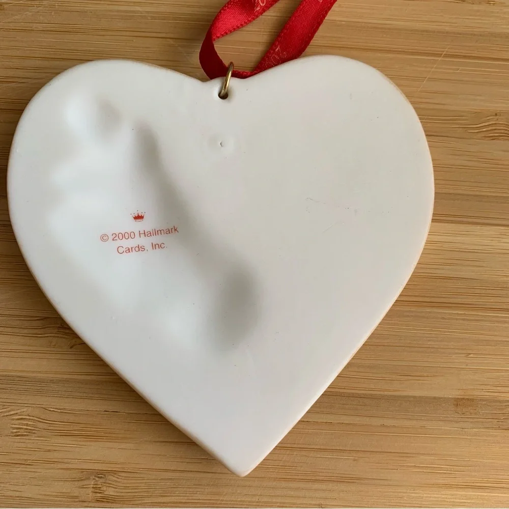 Hallmark Keepsake Ornament * Sister to Sister * 2000